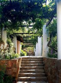 Walkway1-H900